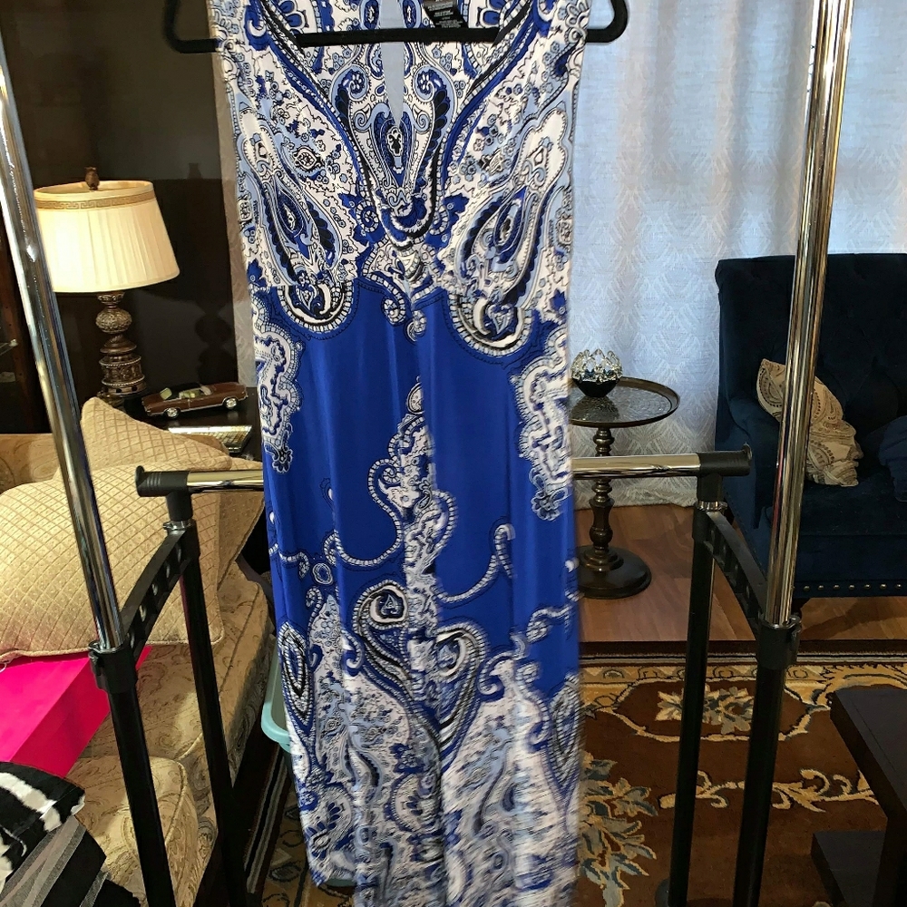 Sleeveless summer dress